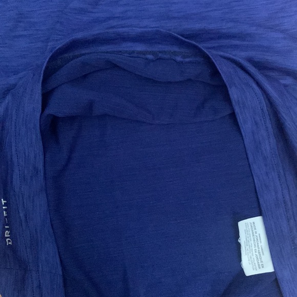 🍎Nike children tshirt dri-fit size small - Picture 5 of 5